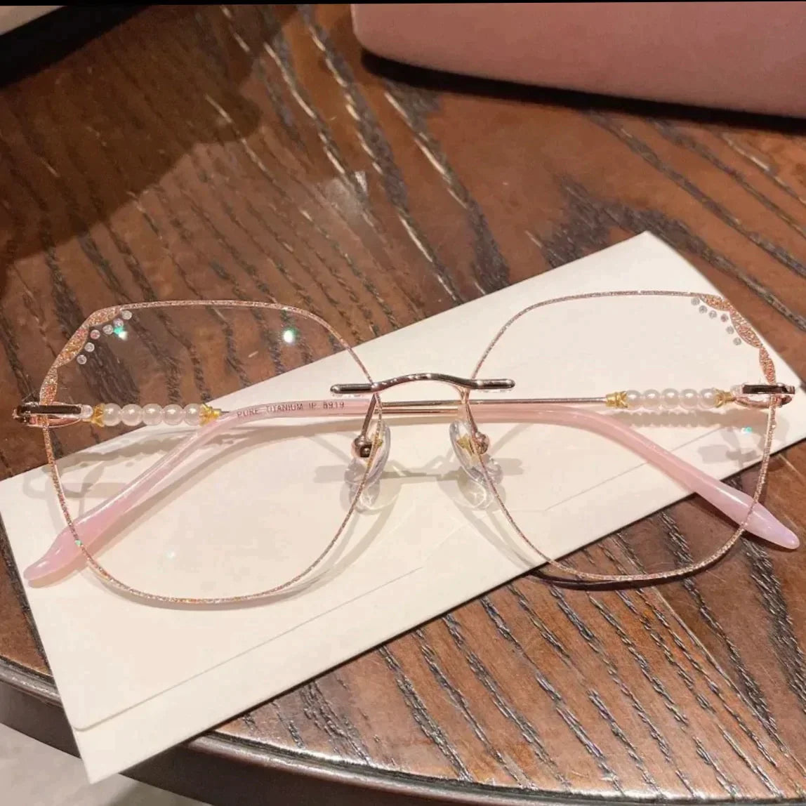 Photochromic Glasses