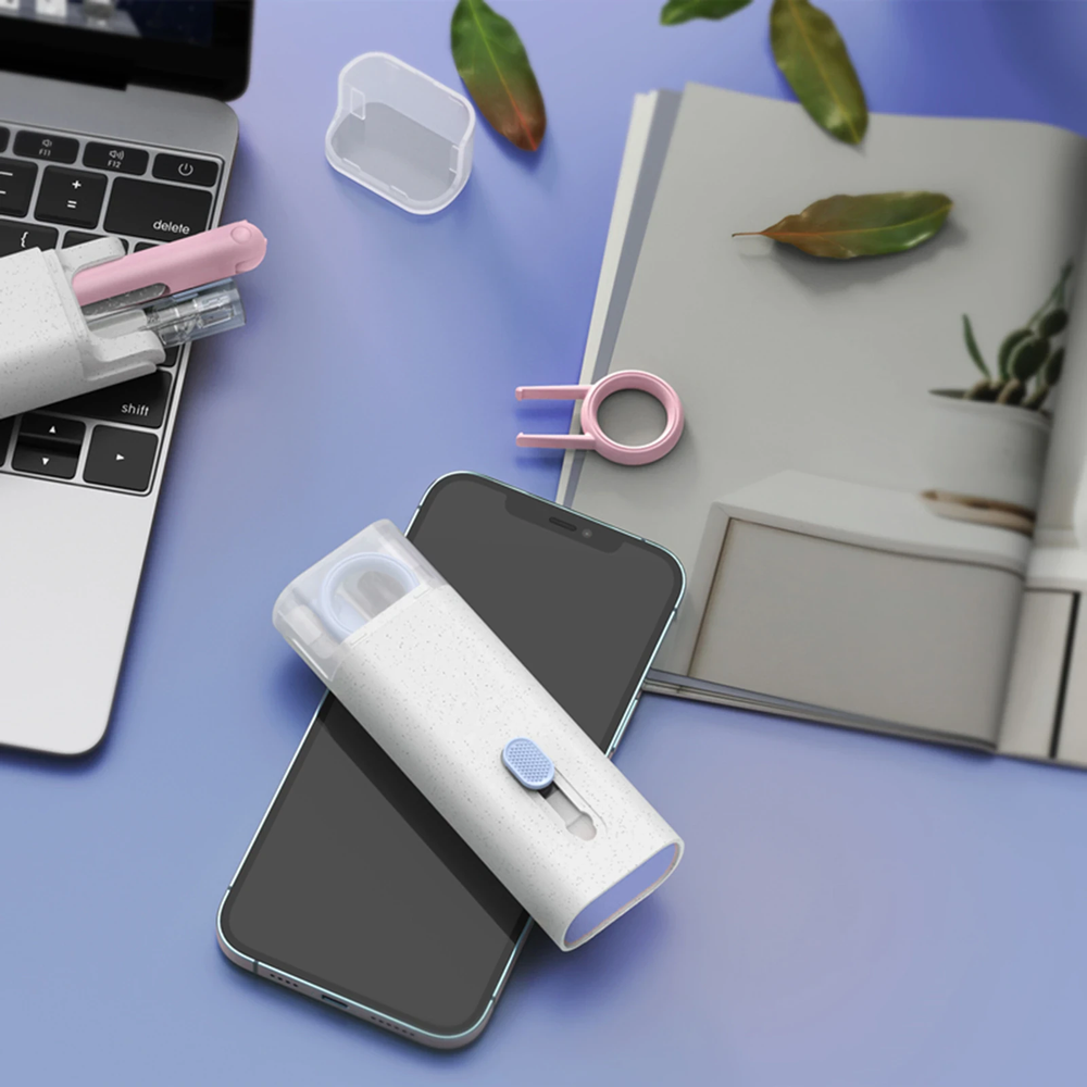 7-in-1 PC & Phone Cleaner