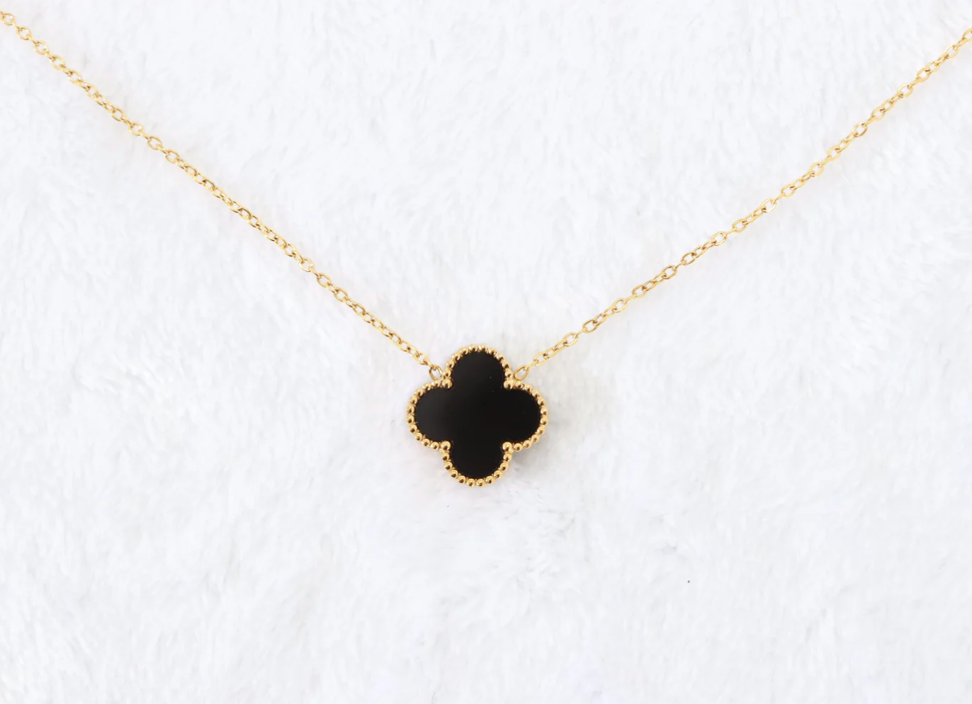 Flora Clover Necklace