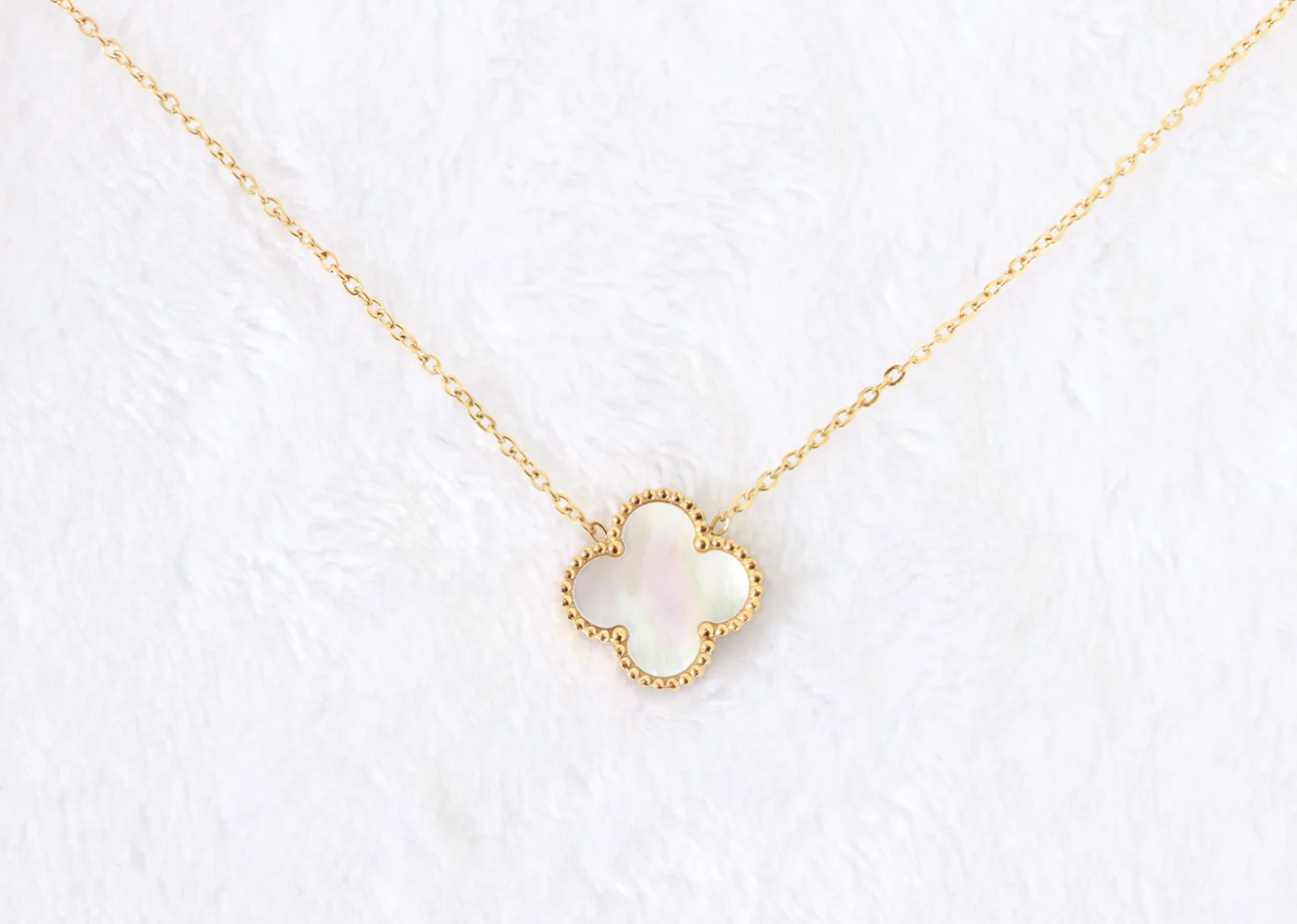 Flora Clover Necklace