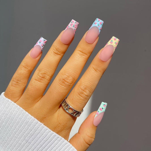 Pretty Flower Press on Nails